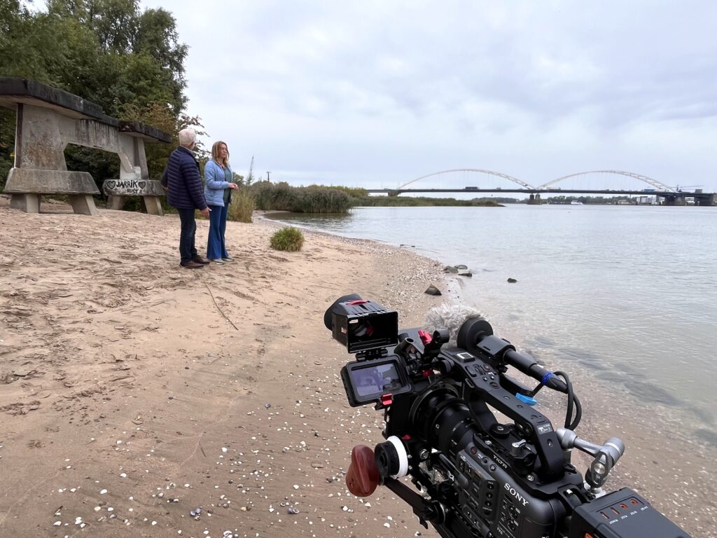 Opnames bij NATO Noodbrug Sleeuwijk